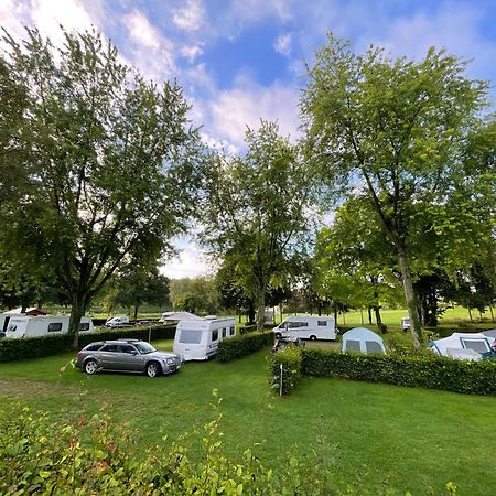 Camping Les Portes Du Perche Mamers Экстерьер фото